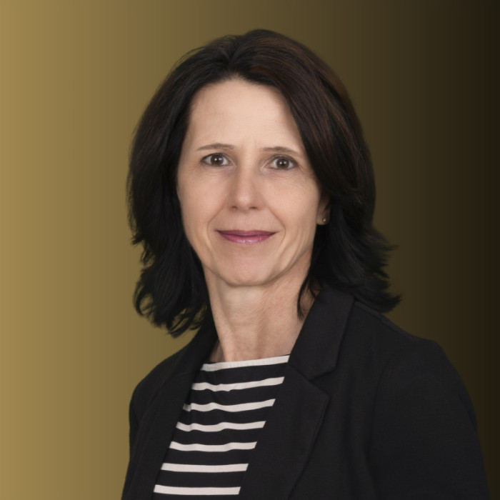 Caroline Peretti